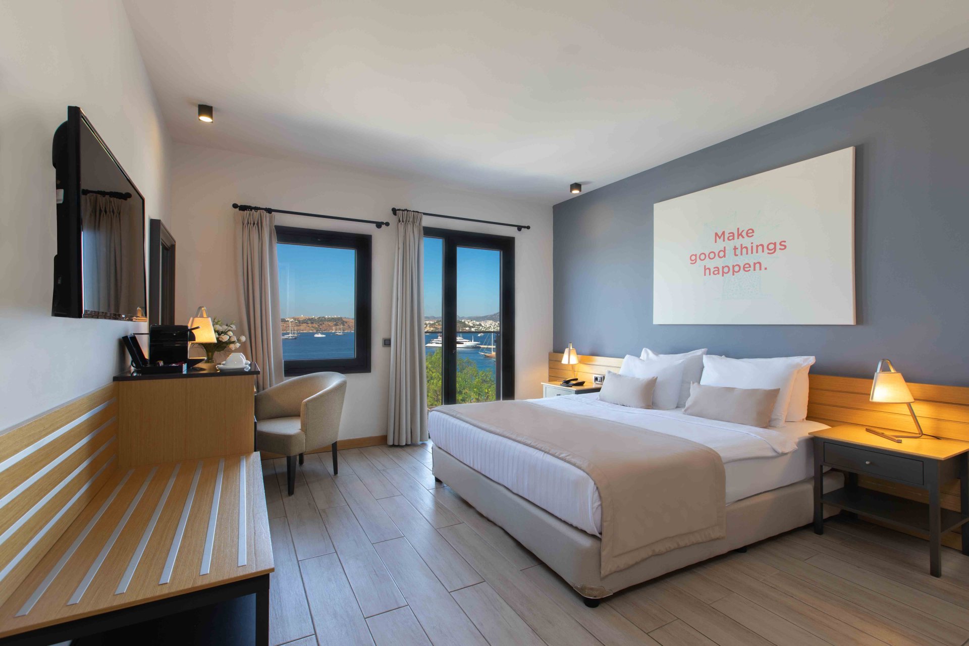 Standard Sea View Room with French Balcony