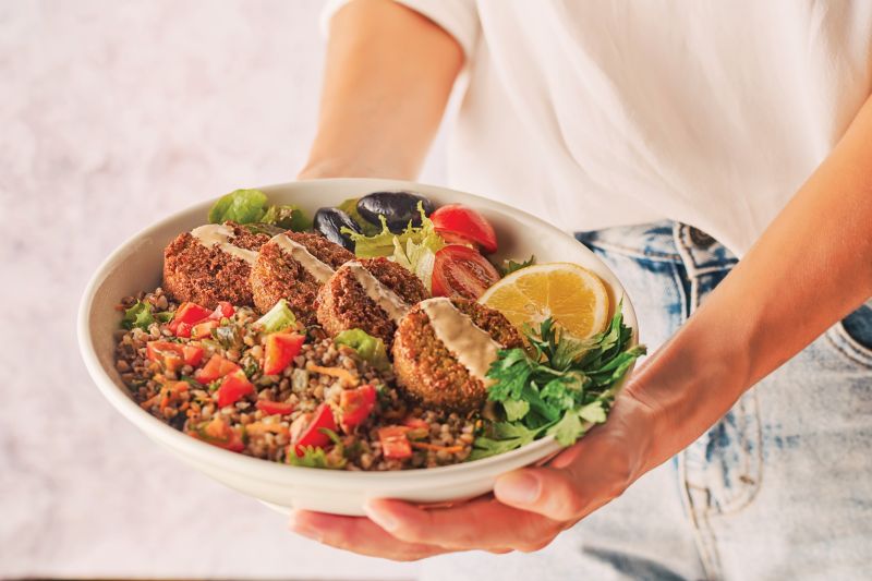 Falafel ve Karabuğday Tabule Bowl
