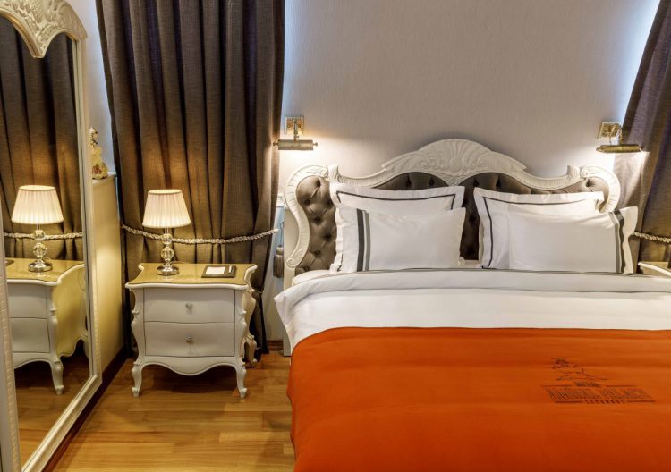 King Suite Room