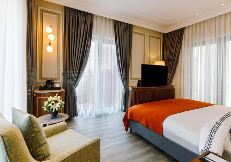 Deluxe Room with Sea View