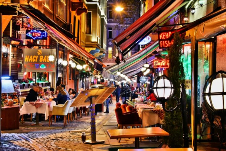 Discover Istanbul’s Charm at Amiral Palace Boutique Hotel