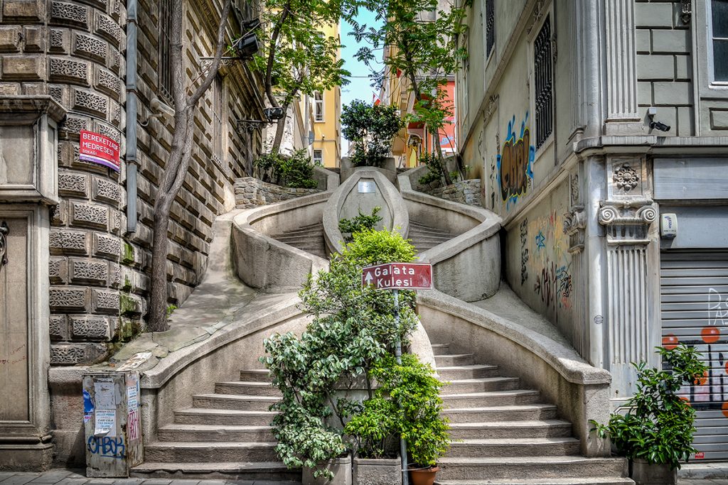  Discover Istanbul’s Hidden Gems
