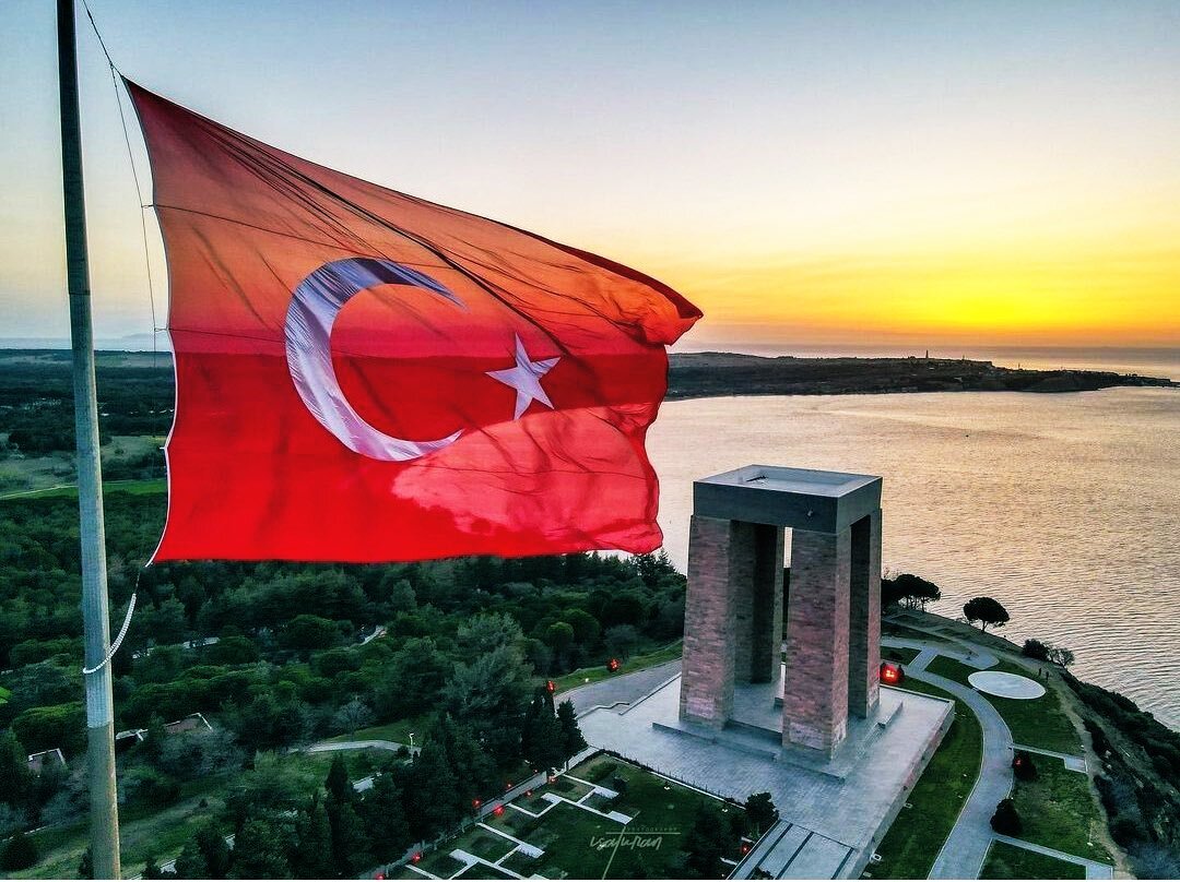 &Ccedil;ANAKKALE -ŞEHİTLİKLER