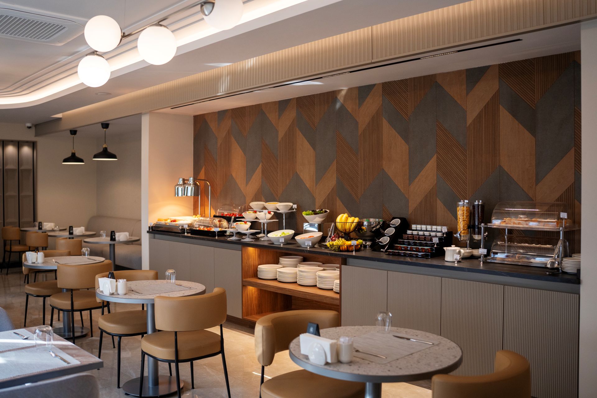 REIWA BUSINESS HOTEL Slider