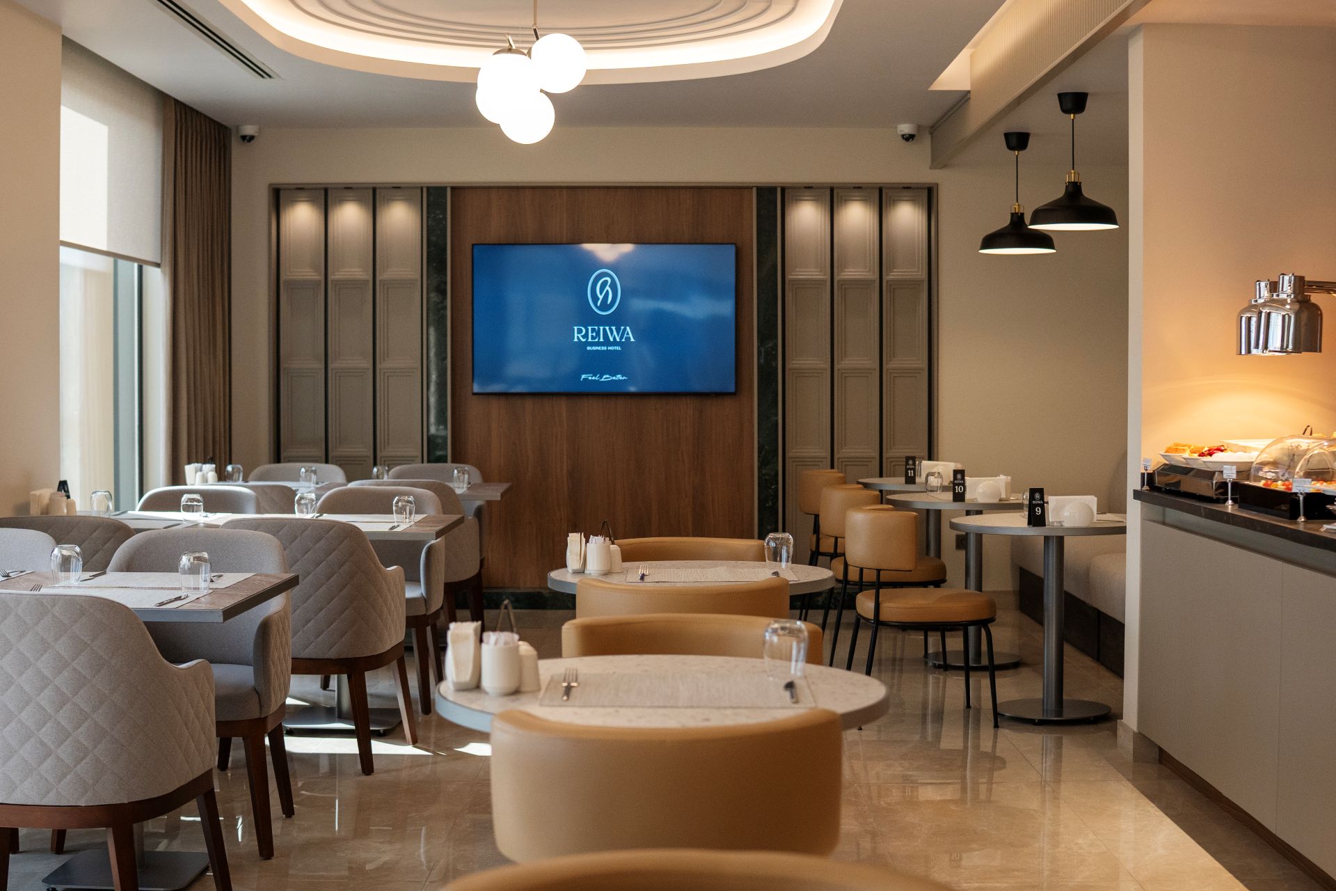 REIWA BUSINESS HOTEL Slider