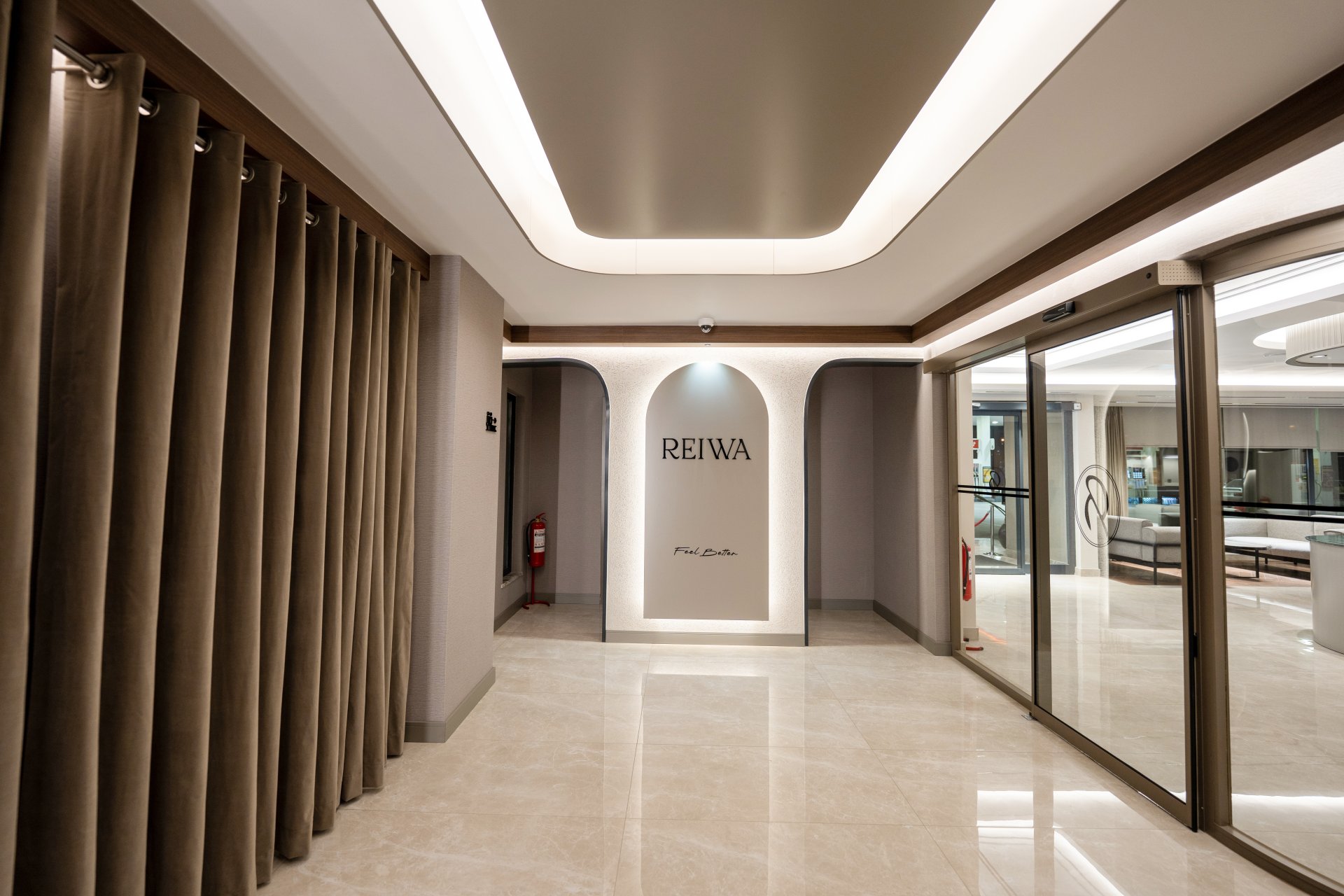 REIWA BUSINESS HOTEL Slider