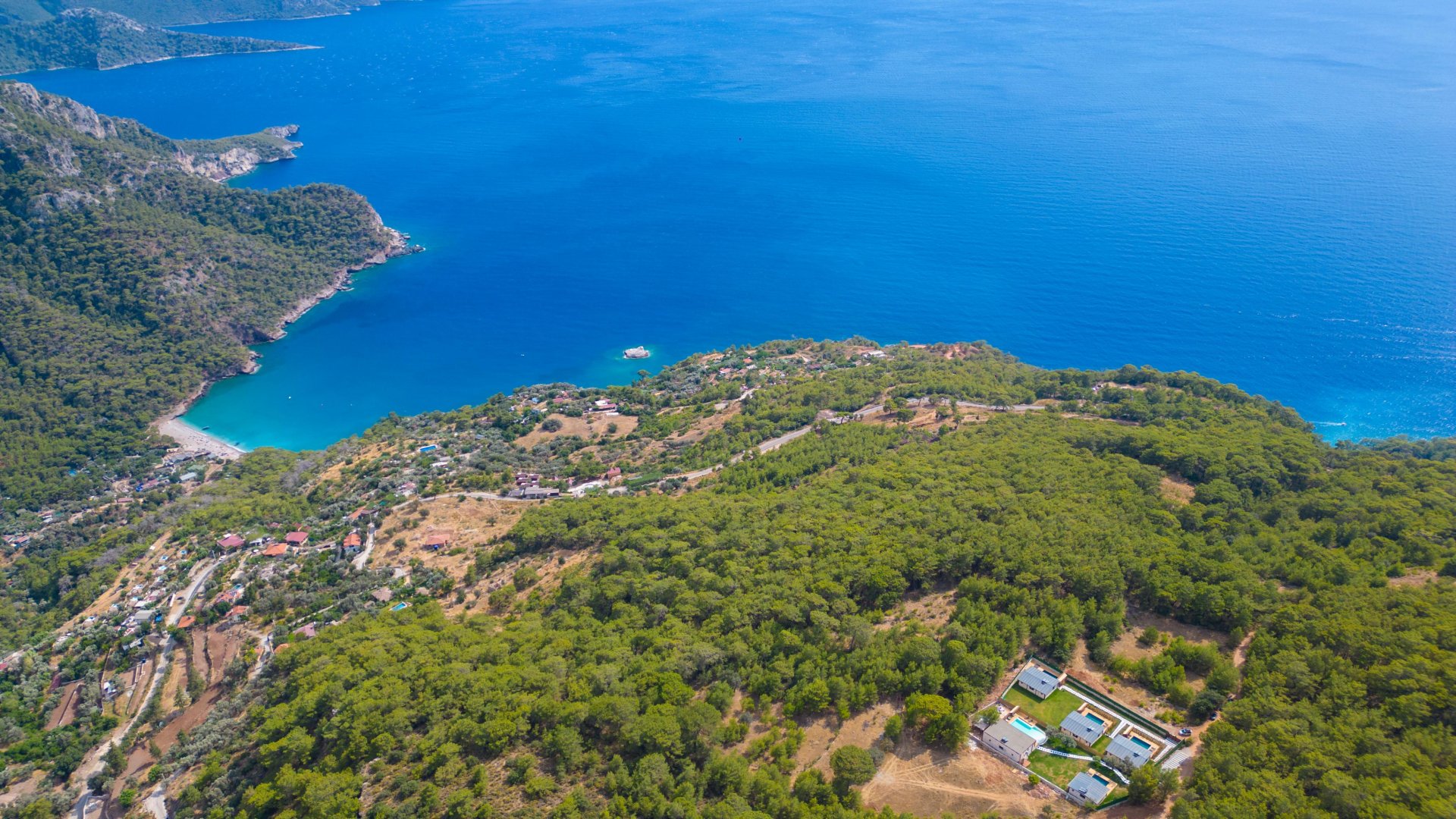 Stone Houses Luxury Kabak Slider