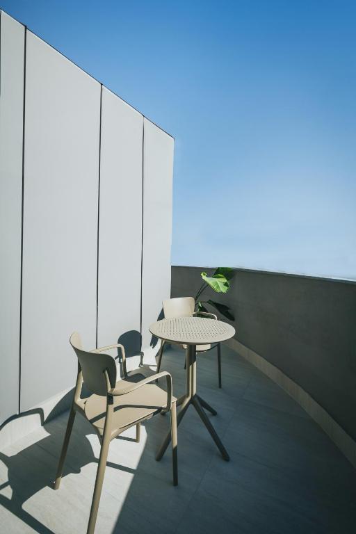 Roof Standard